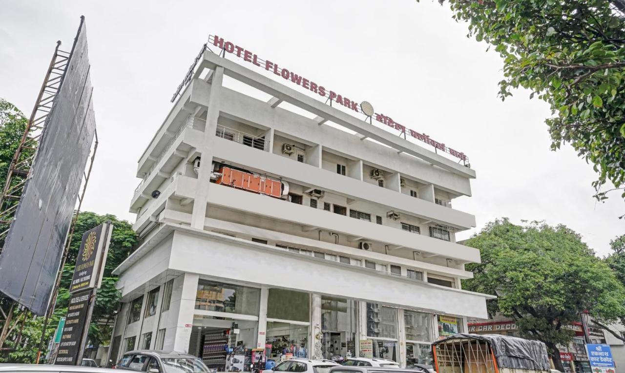 Itsy Hotels Flowers Park Nashik Exterior photo